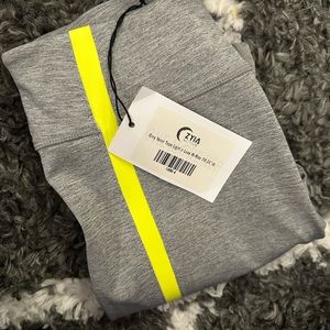 Gray neon tape light lux 7/8 leggings